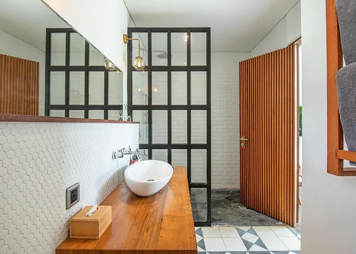 Villa Boddisatva Modern 5Br Enclosed Liv Canggu Villa Canggu (Bali)