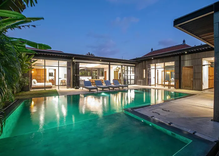Villa Villa Boddisatva Modern 5Br Enclosed Liv Canggu Canggu (Bali)