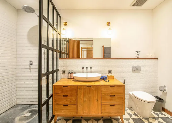 Villa Boddisatva Modern 5Br Enclosed Liv Canggu Villa