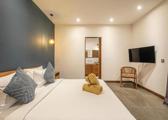 Boddisatva Modern 5br Enclosed Liv Villa Canggu